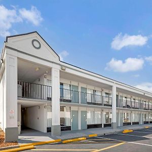 Zen Living Suites Extended Stay - Jacksonville - Orange Park